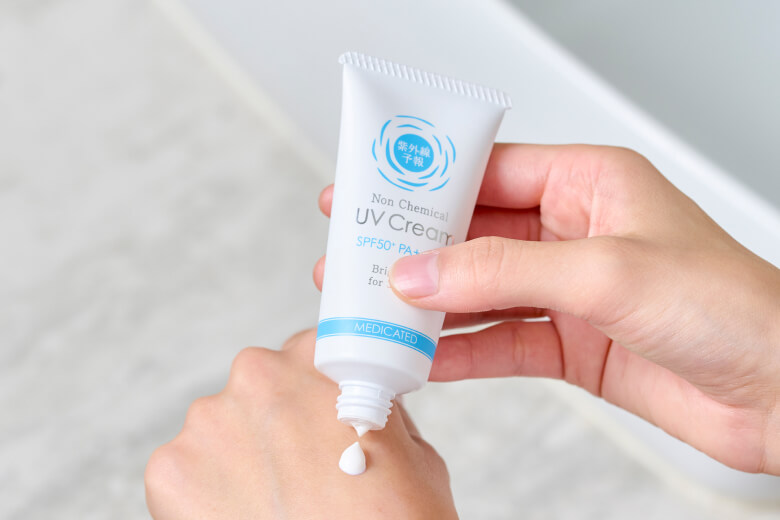 毎日のシミケア※をやさしく無添加処方