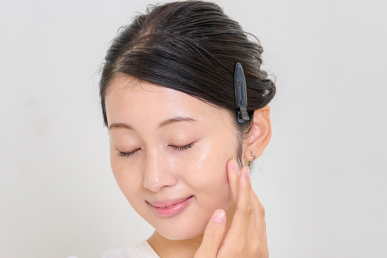 まるで美容水みたいなうるおうUVミスト 敏感肌を考えた贅沢設計 ※1